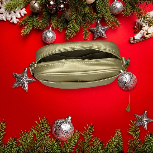 Badgley Mischka Crossbody w/ Bag Scarf & Charm - Picture 5 of 9